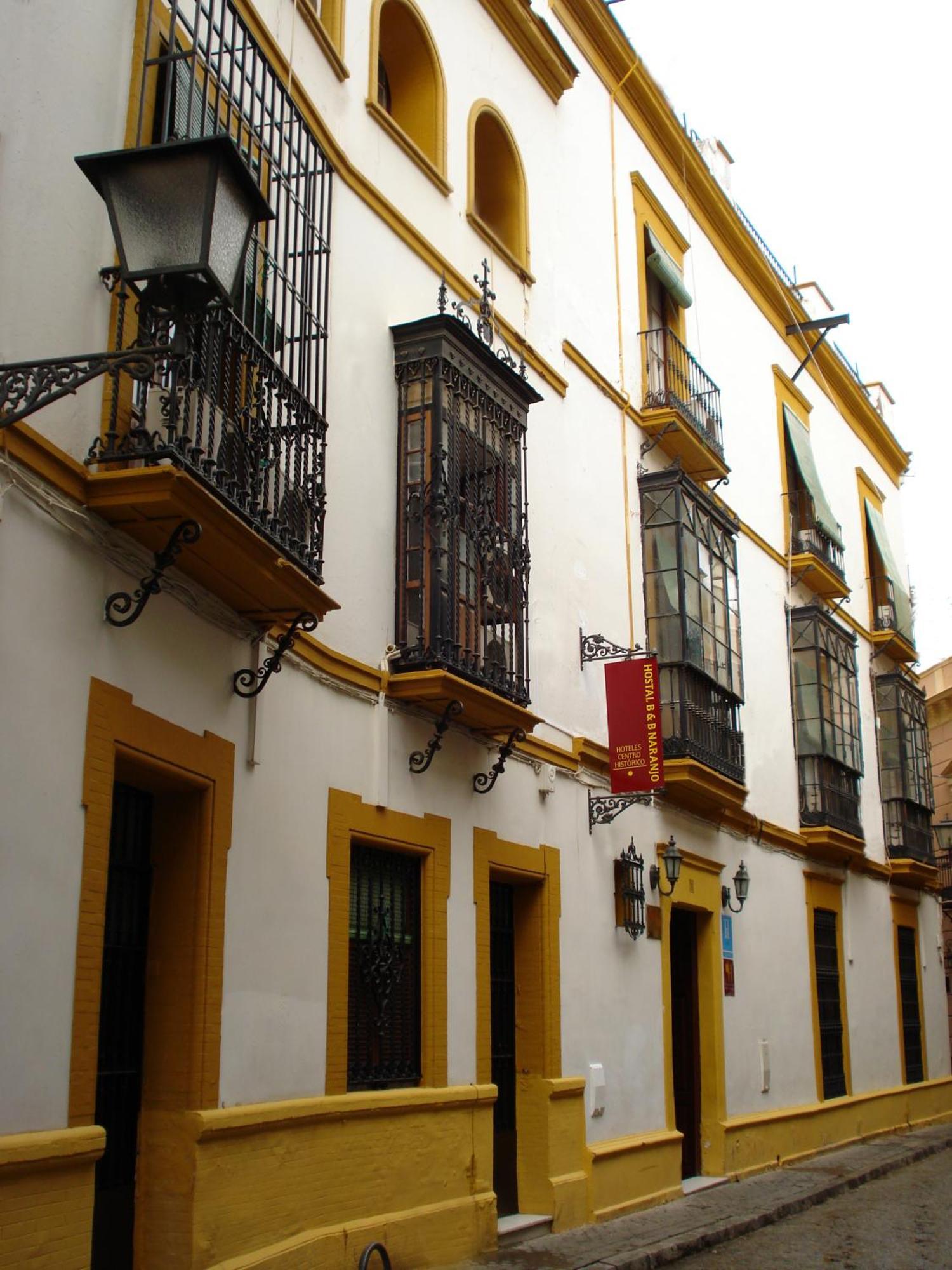 Bed & Breakfast Naranjo - Seville — Photos 1